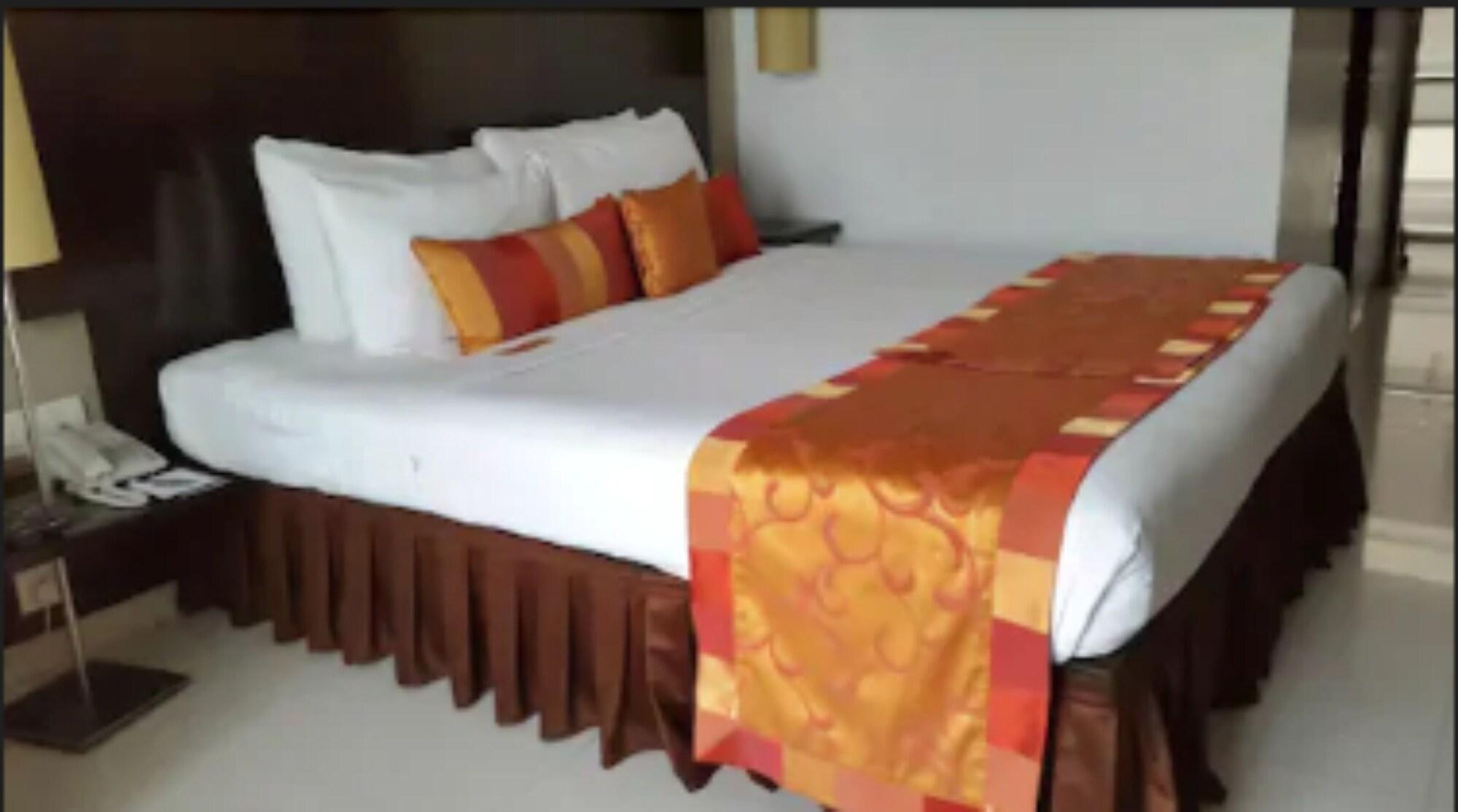 The Regenza By Tunga Hotel Navi Mumbai Exterior photo