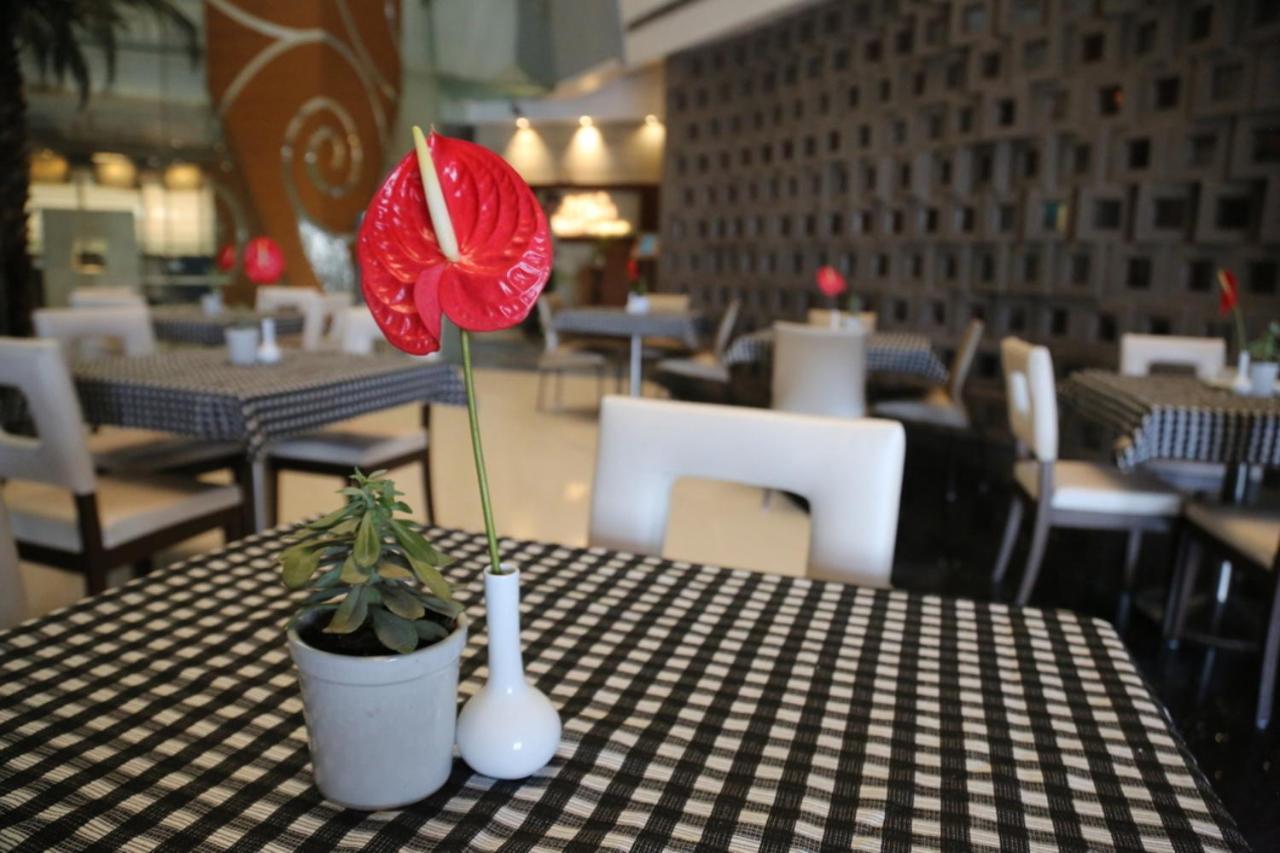The Regenza By Tunga Hotel Navi Mumbai Exterior photo